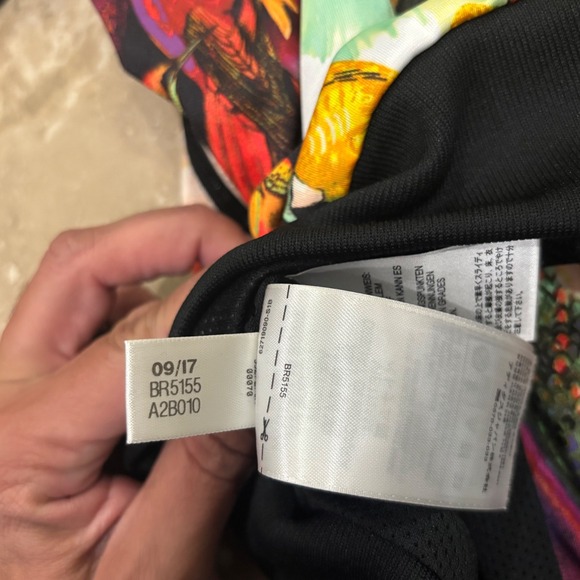 Adidas Originals x Farm Rio Tropical Bird Print Track Jacket Womens sz 12 - Picture 11 of 16